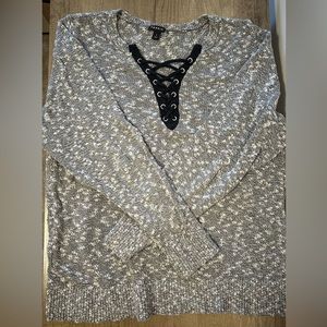 Torrid 2x Lace Up V Neck Heather Gray Sweater